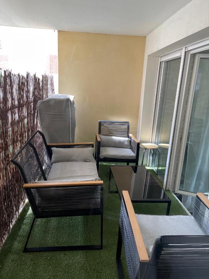 Appartement Proche Paris Et Disney Land. Rosny-sous-Bois Dış mekan fotoğraf
