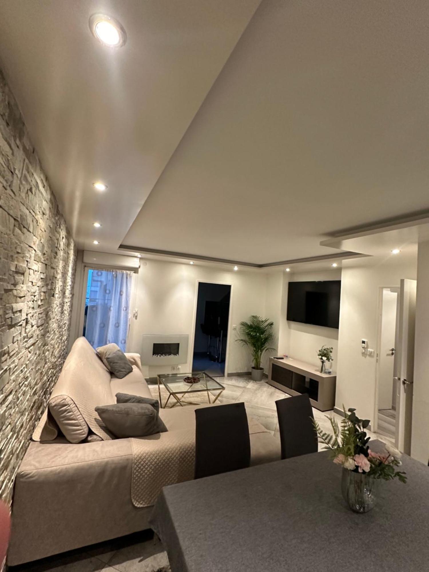 Appartement Proche Paris Et Disney Land. Rosny-sous-Bois Dış mekan fotoğraf